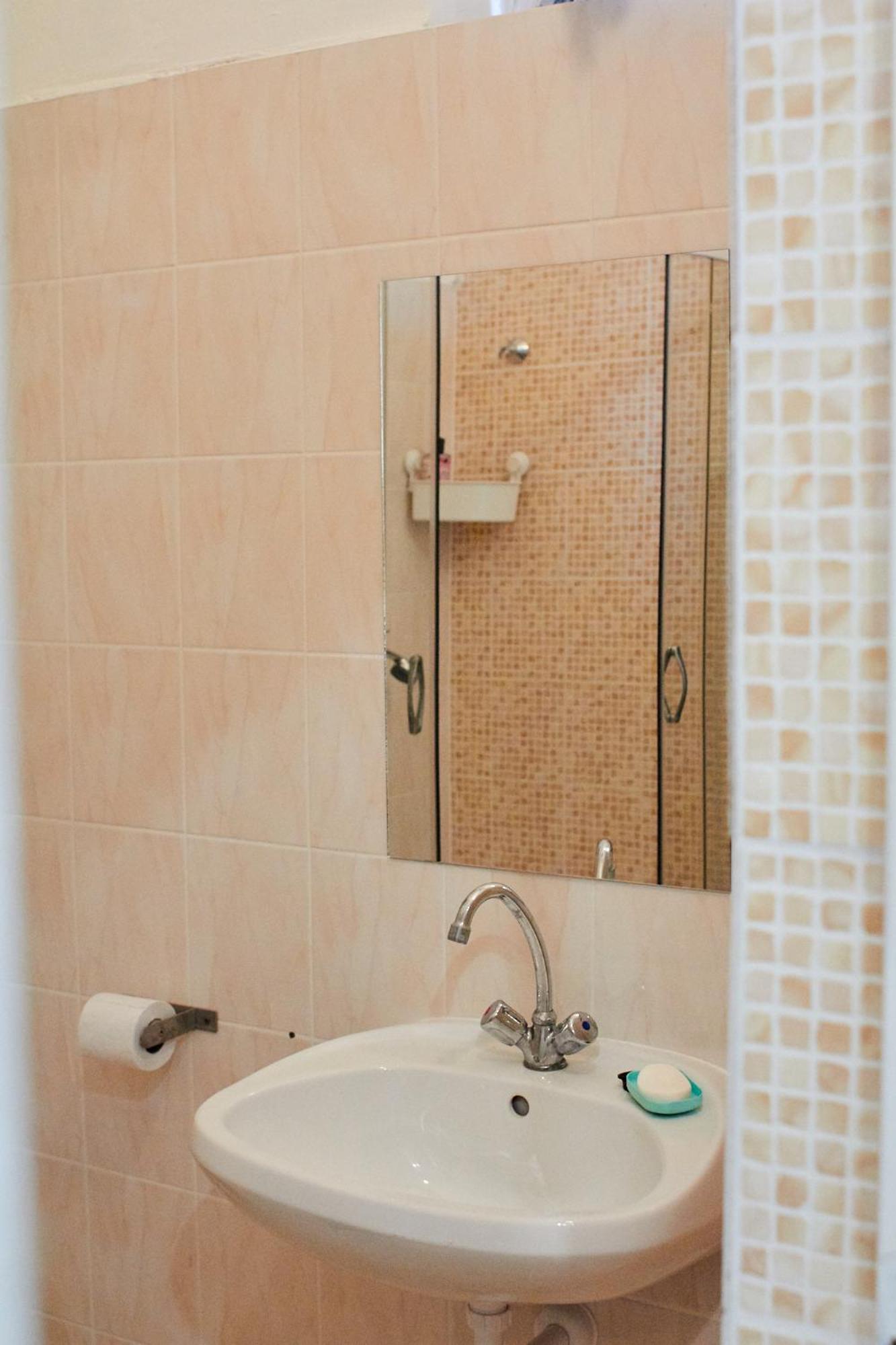 Vadrozsa Vendeghaz Racalmas Pensionat Rum bild